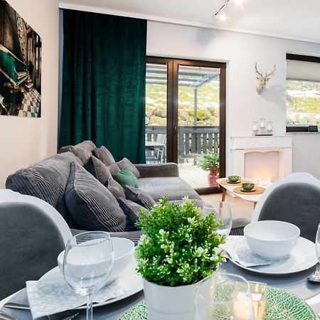 Apartalala, Apartament Z Ogrodem 卡尔帕奇 外观 照片