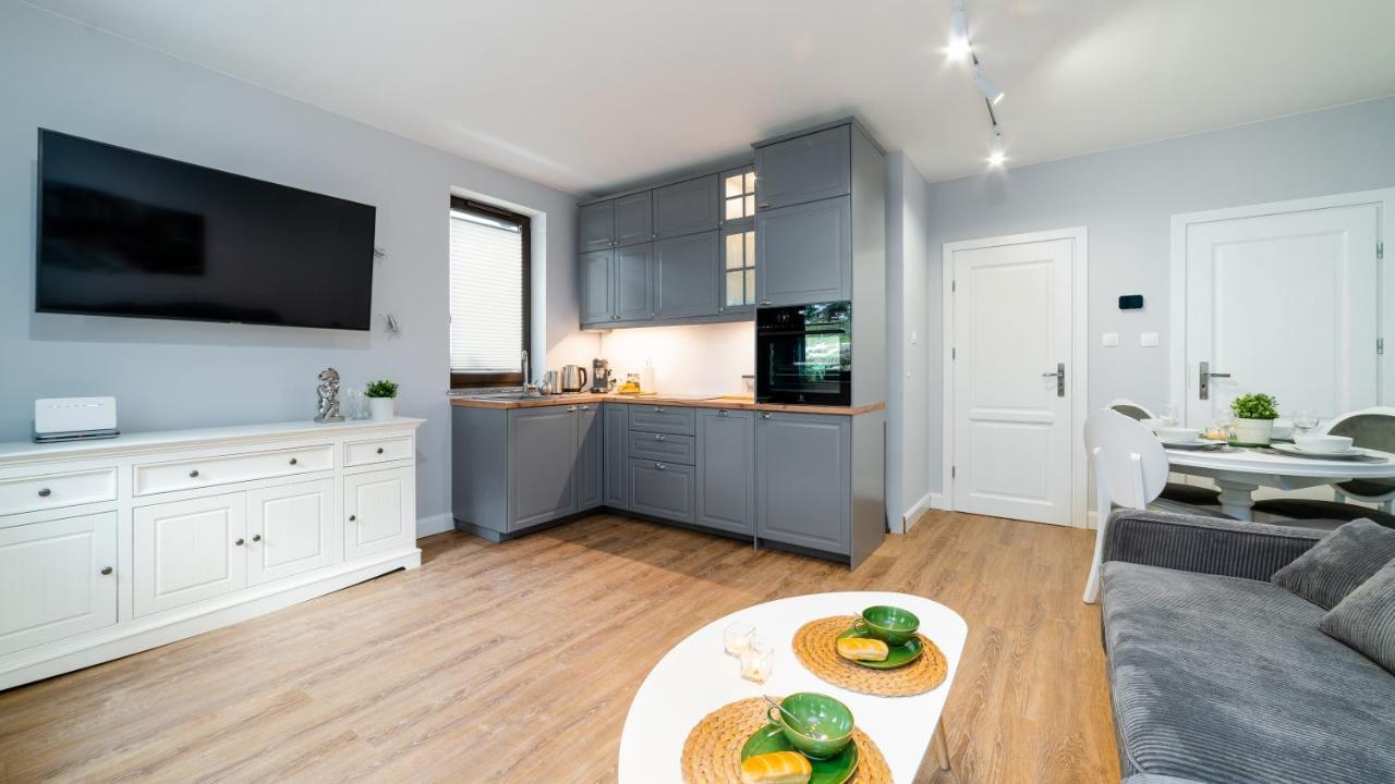 Apartalala, Apartament Z Ogrodem 卡尔帕奇 外观 照片