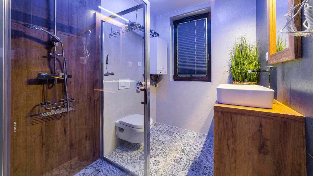 Apartalala, Apartament Z Ogrodem 卡尔帕奇 外观 照片