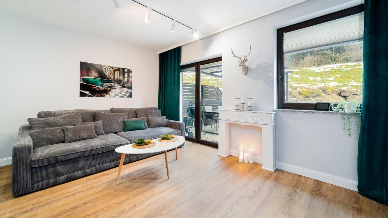 Apartalala, Apartament Z Ogrodem 卡尔帕奇 外观 照片